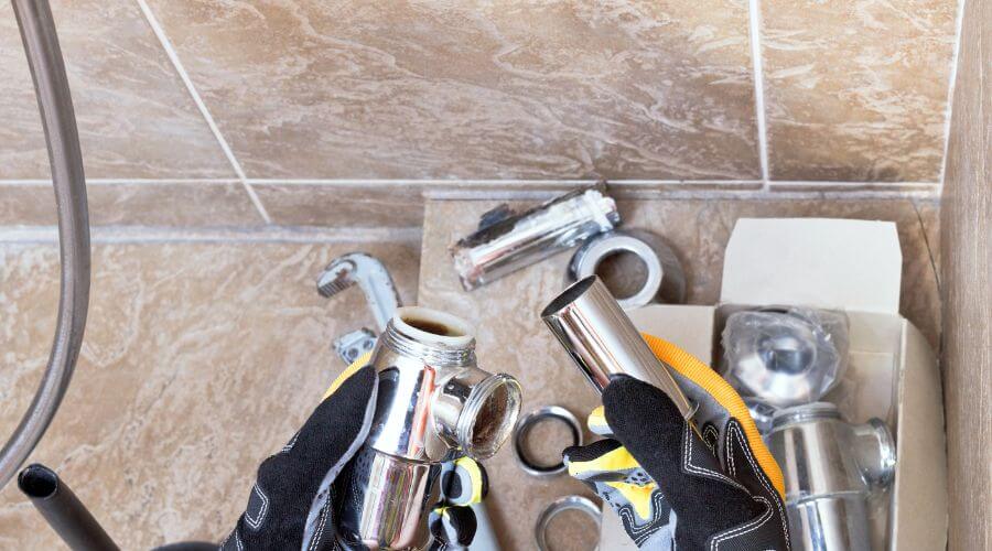 Professional gutter cleaning in Columbia, KY